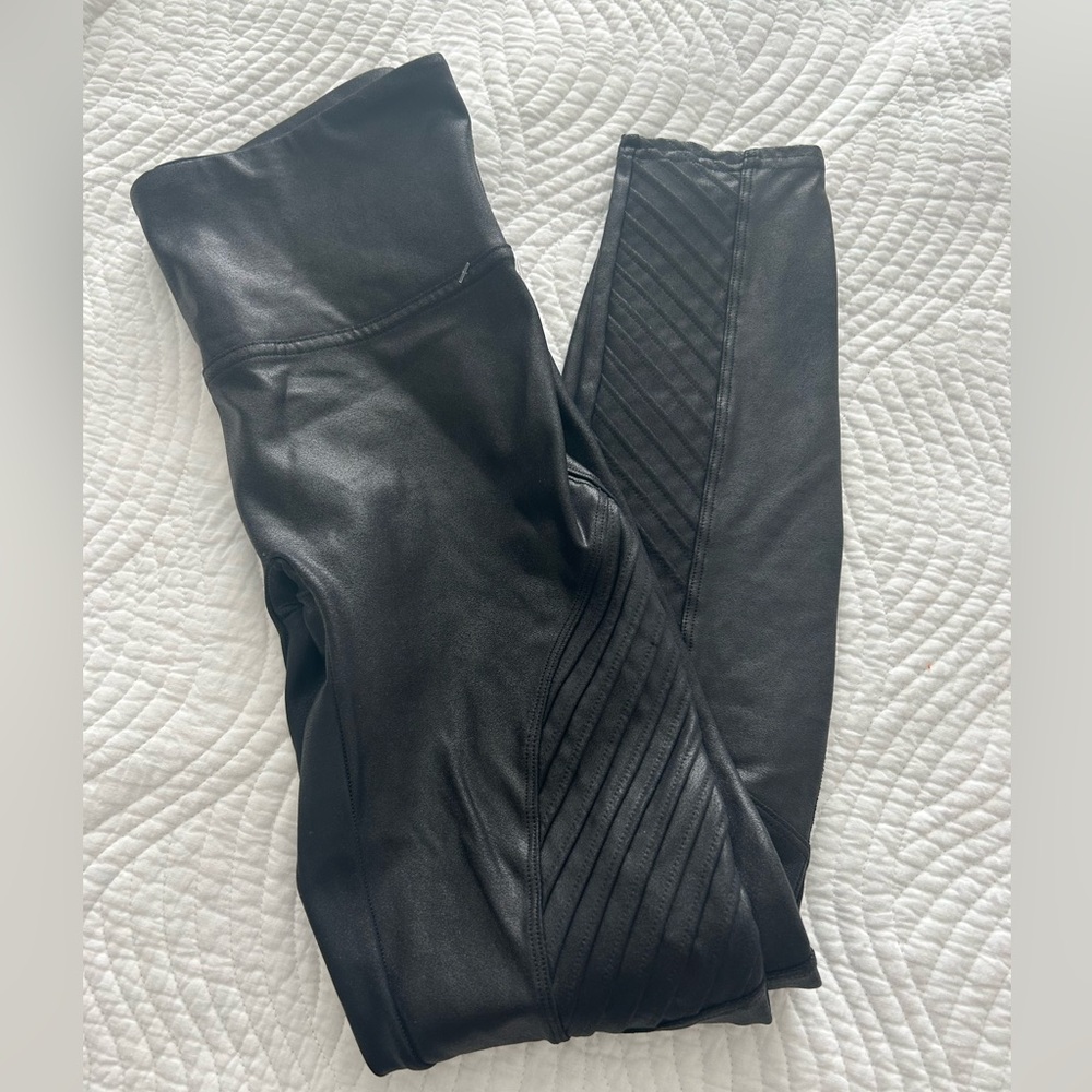 NWOT Spanx Moto Leggings